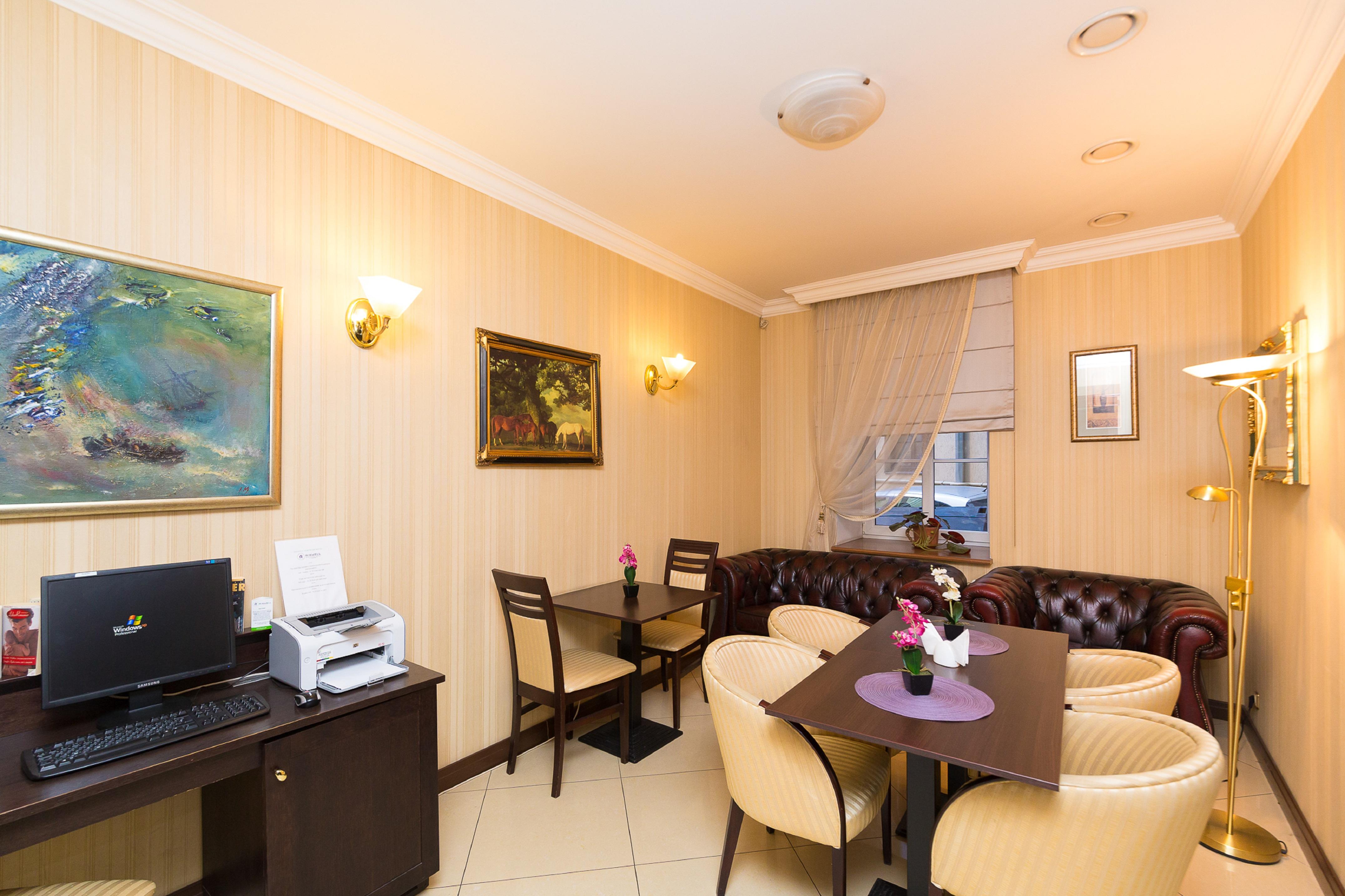 Gertrude Hotel Self Check-In Riga Bagian luar foto